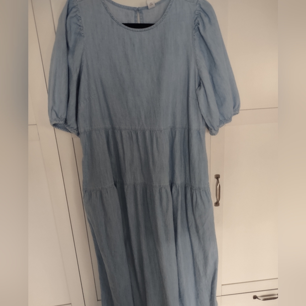 Old Navy Light Blue Midi Dress